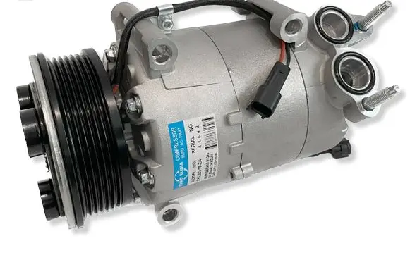 Land Rover Evoque I Air conditioning (A/C) compressor (pump) 70818087