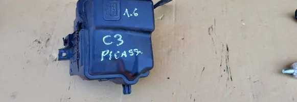 Citroen C3 Picasso Battery box tray D1CA93