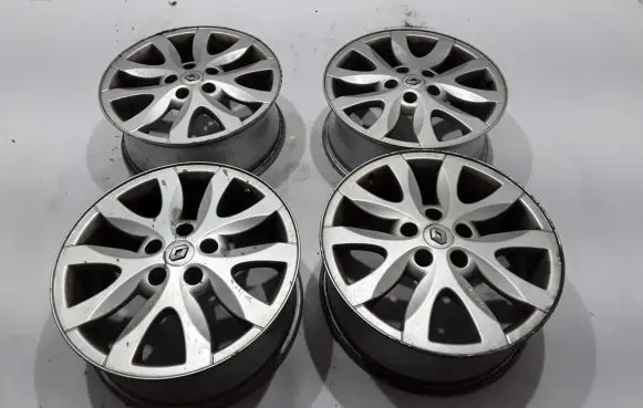 R18 alloy rim