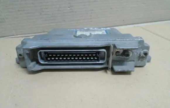 Renault Kangoo I Engine control unit/module ECU 7700104956