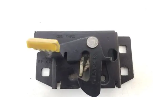 Engine bonnet/hood lock/catch