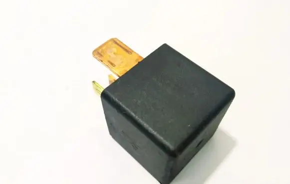 Hyundai Tucson JM Other relay 3913037110 39130-37110
