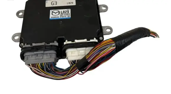 Mazda 6 Engine control unit/module L82918881D E6T54471H3