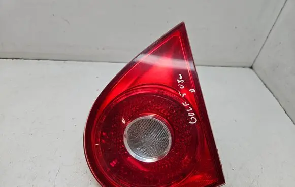 Volkswagen Golf V Tailgate rear/tail lights 1K6945094G