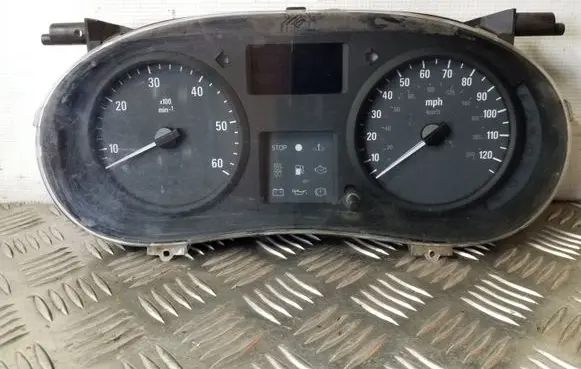 Opel Vivaro Speedometer (instrument cluster) P8200390136 281129646 216788847