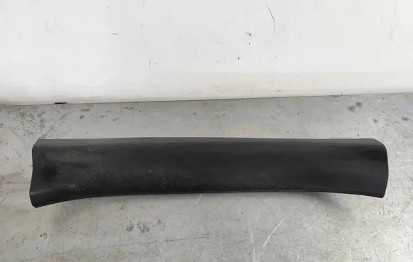 Lexus RX 450H Rear sill trim cover 6794048110C0