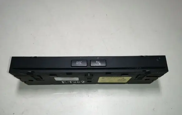 BMW 5 E60 E61 Parking (PDC) sensor switch 6952477
