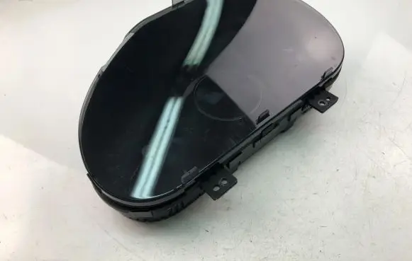KIA Sportage Speedometer (instrument cluster) 940133U576