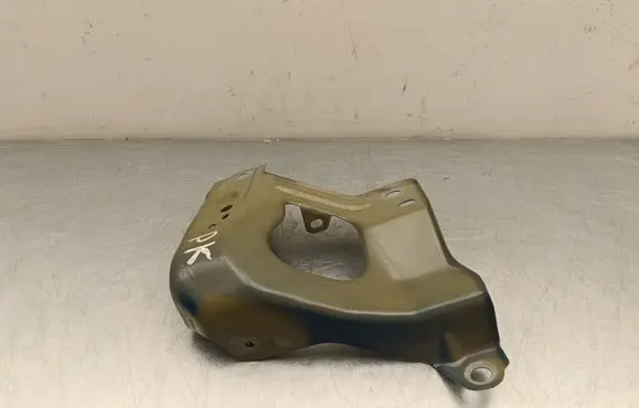 Tesla Model Y Fender mounting bracket 148749100A