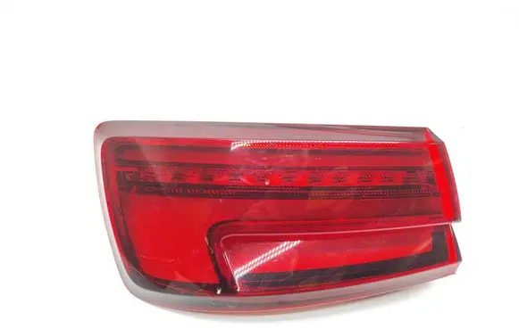 Audi A3 S3 8V Tailgate rear/tail lights 8V5945069A 81700104