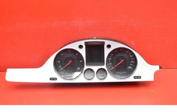 Speedometer (instrument cluster)