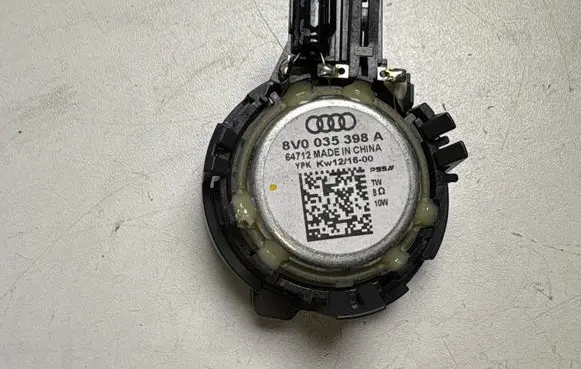 Audi A3 S3 8V Front door high frequency speaker 8V0035398A