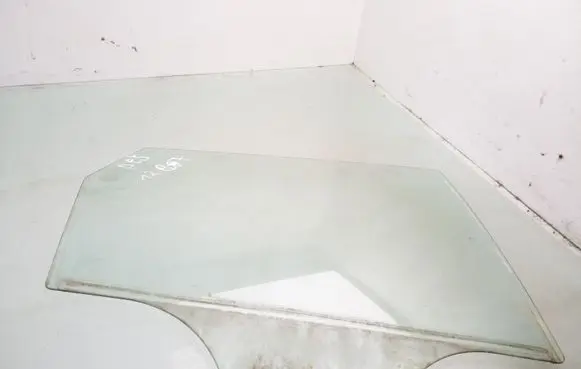 Mazda 3 I Rear door window glass AS2
