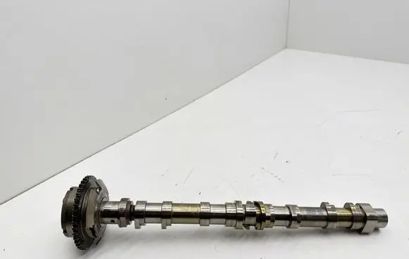 Mercedes-Benz C W205 Camshaft 2640500100 A2600500500