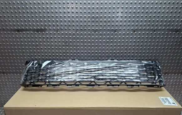 Fiat 500 Front bumper lower grill S26336970 735619520