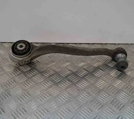 Mercedes-Benz C W205 Front lower control arm/wishbone A20500