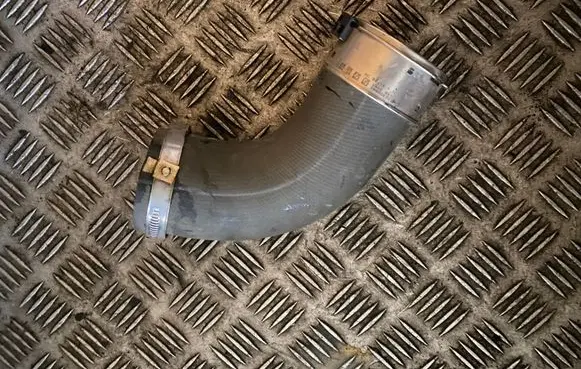 Jaguar F-Pace Engine coolant pipe/hose