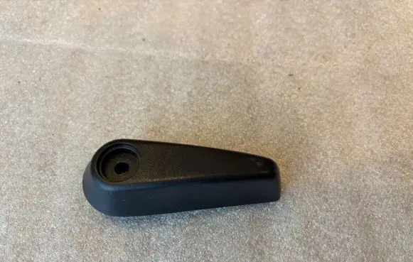 Mercedes-Benz C W204 Seat adjustment handle 2049180034 A2049180034 6028953M1