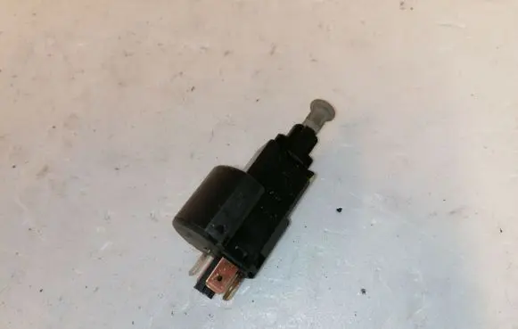 Opel Astra G Brake pedal sensor switch 09175172 09132299