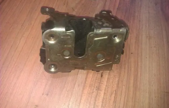 Renault Espace II Front door lock