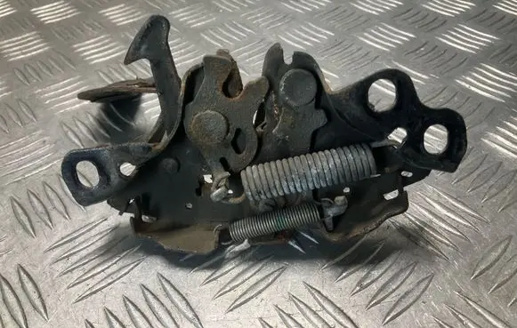 Nissan Juke I F15 Engine bonnet/hood lock/catch 