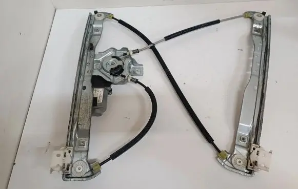 Citroen DS3 Front door window regulator with motor 