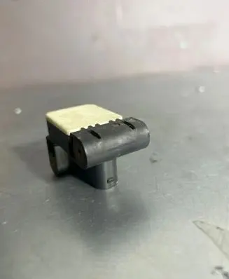 BMW X3 E83 Airbag deployment crash/impact sensor 0285003900 6911003 501579