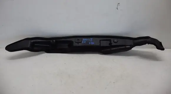 Toyota RAV 4 (XA50) Fender foam support/seal 5382742060