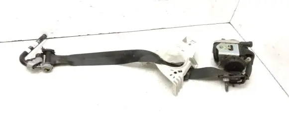 Jaguar XE Front seatbelt 628617100 609538501D