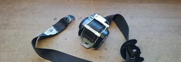 Volkswagen Golf VI Front seatbelt 1K4857706BG