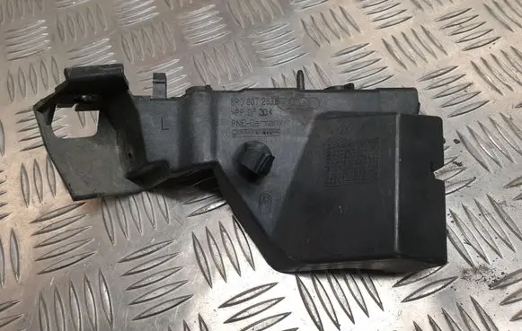 Audi Q5 SQ5 Front bumper mounting bracket 8R0807283B