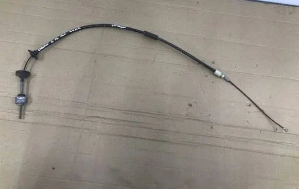 Dacia Logan I Clutch cable 8200215961