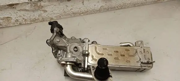 Mercedes-Benz CLA C117 X117 W117 EGR valve cooler A6511420467