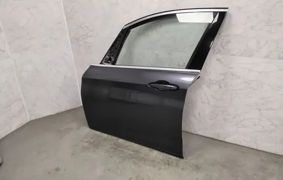 BMW 2 F45 Front door 