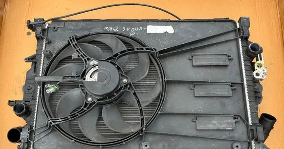 Volvo V40 Radiator set 31319165 31319064