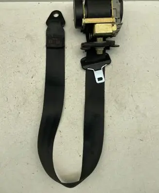 Peugeot 607 Front seatbelt 049021