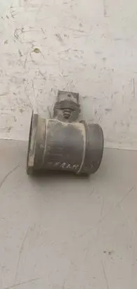 Nissan Terrano Mass air flow meter 0281002207 226807F425