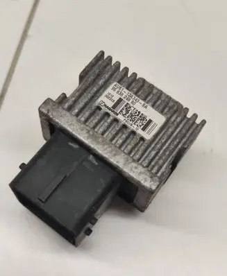 Citroen DS5 Glow plug pre-heat relay AV6112A343BA 9663824880