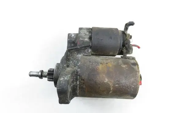 Volkswagen Golf II Starter motor 