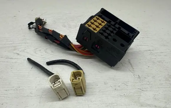 Volkswagen PASSAT B6 Sound system wiring loom 3B7035444 113550351