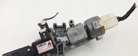 Mazda MX-5 NC Miata Ignition lock NE6166938B