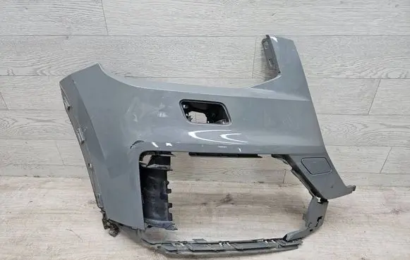 Audi Q2 - Front bumper corner part panel trim 81A807438A