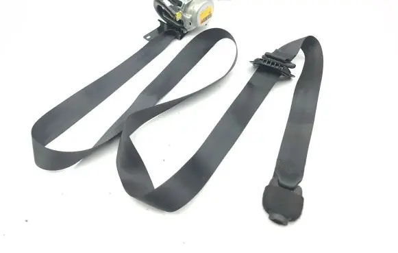 Nissan Qashqai J12 Front seatbelt 868846UA0A