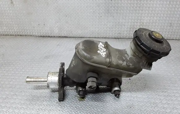 Honda Accord Master brake cylinder