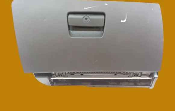 BMW 3 E90 E91 Glove box 
