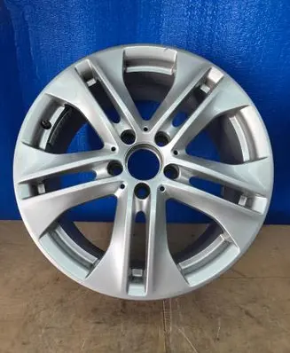 Mercedes-Benz E W212 R17 alloy rim A2124010902