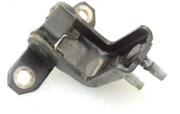 Suzuki SX4 S-Cross Rear door lower hinge 6944068LA0