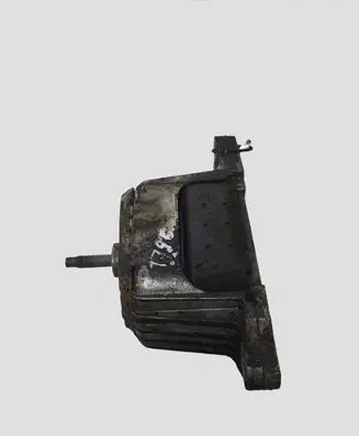 Citroen C5 Engine mount bracket 86945E01