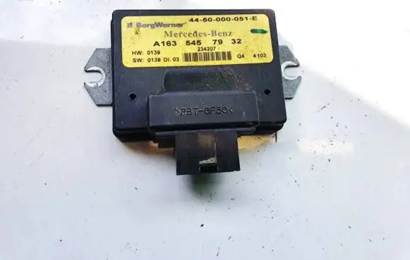 Mercedes-Benz ML W163 Transfer box differential control unit A1635457932 44-50-000-051-E