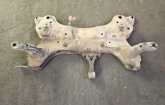 Hyundai i30 Front axle beam 62401A6200 IMPRK1512446